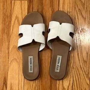 Steve Madden womens sandals flip flops white H size 7